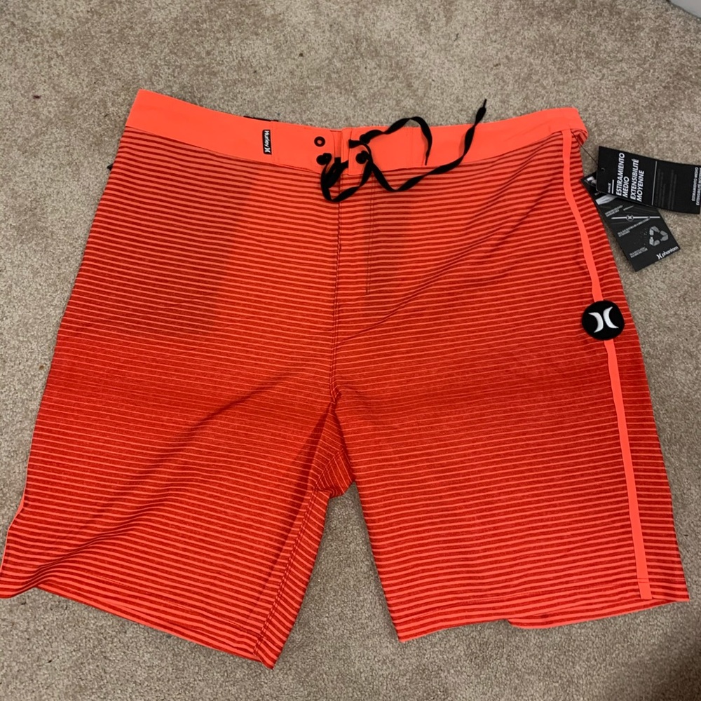 Hurley performance board shorts NWT